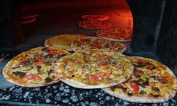 Midyat'ta Süryanili Pizzacı turistlerin beğenisini topladı