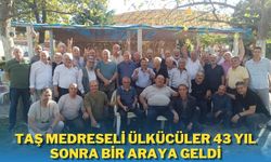 Taş Medreseli Ülkücüler 43 yıl sonra Manisa’da buluştu