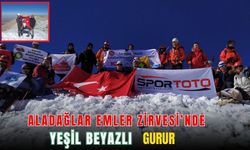 Aladağlar Emler Zirvesi’nde yeşil beyazlı gurur