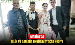 Gelinin kardeşinden 8 metrelik para zinciri