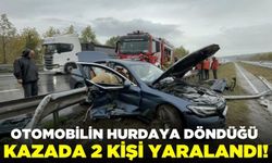 Kontrolden çıkan otomobil bariyerlere saplandı: 2 yaralı