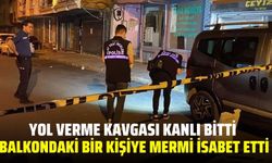 Sürücülerin yol verme kavgasında kan aktı!