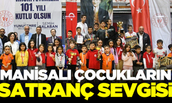 Manisa’da Satranç Turnuvası'nda dereceye girenler ödüllendirildi