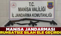 Manisa’da jandarma ruhsatsız 3 tabanca ve 1 av tüfeği ele geçirdi