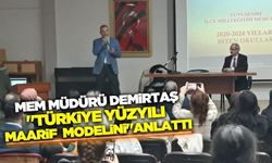 Yunusemre MEM Müdürü Demirtaş, toplantıda "Türkiye Yüzyılı Maarif Modeli'ni" anlattı