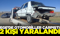 Otomobillerin çarpıştığı kazada 2 kişi yaralandı