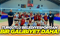 Turgutlu Belediyespor Kadın Voleybol Takımı rakibine geçit vermedi