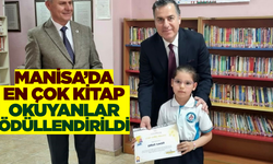 Manisa halkına kitap okumanın önemi ödüllerle aktarılıyor