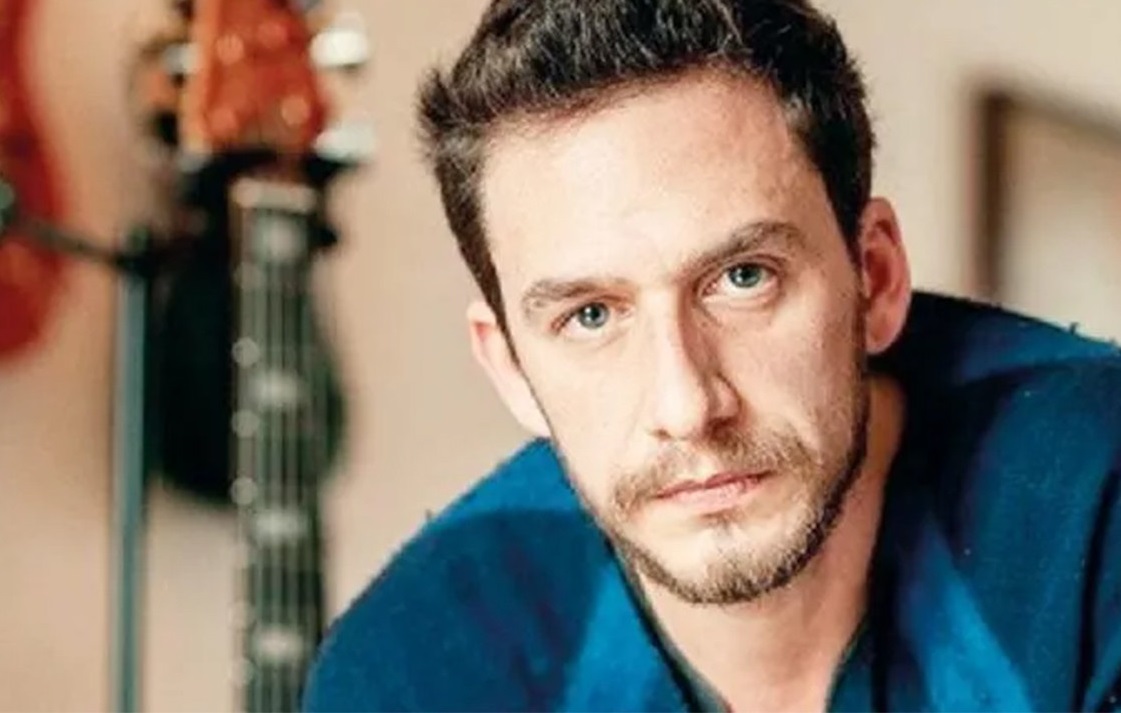 mithat can özer