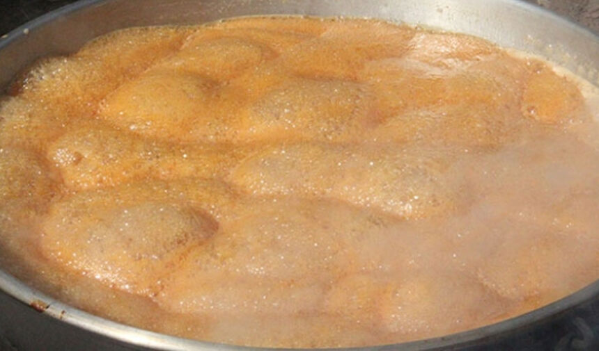 Lezzet Şehri Manisa! Manisa Mutfağının En İyi Tatları manisa Sultaniye Üzümünden Pekmez Yapımı