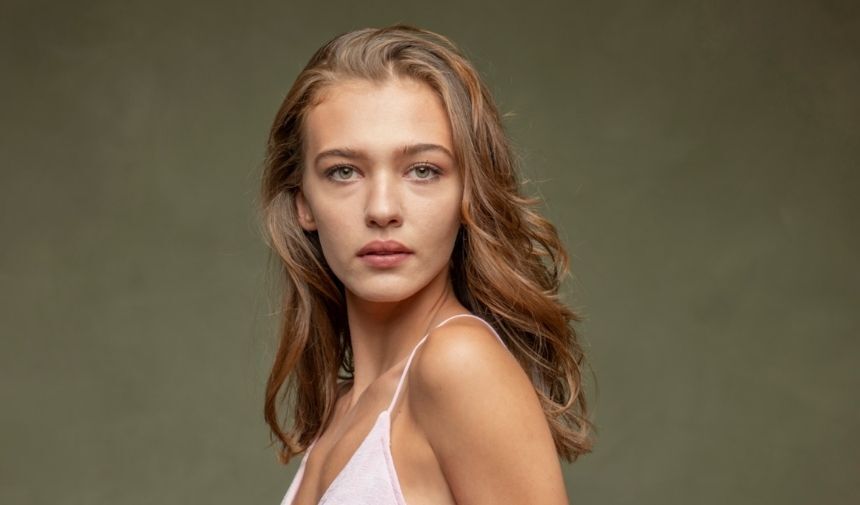Melisa Döngel kimdir