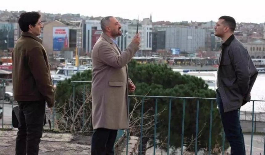 Gaddar Dizisi Oyuncuları Kimler