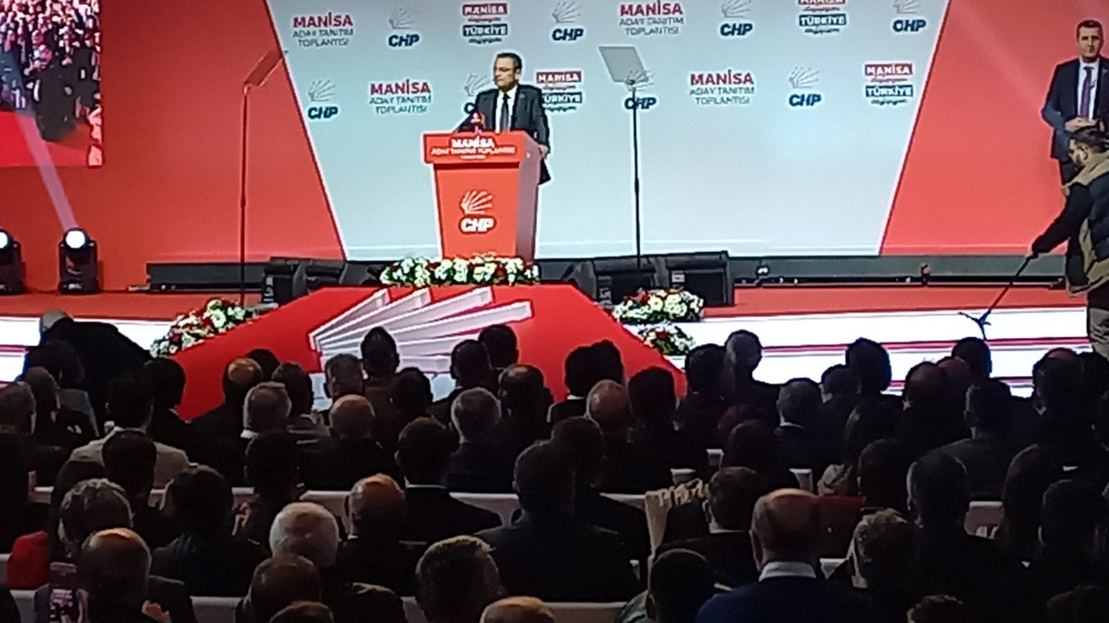 Başkan Özel Manisa'da (1)