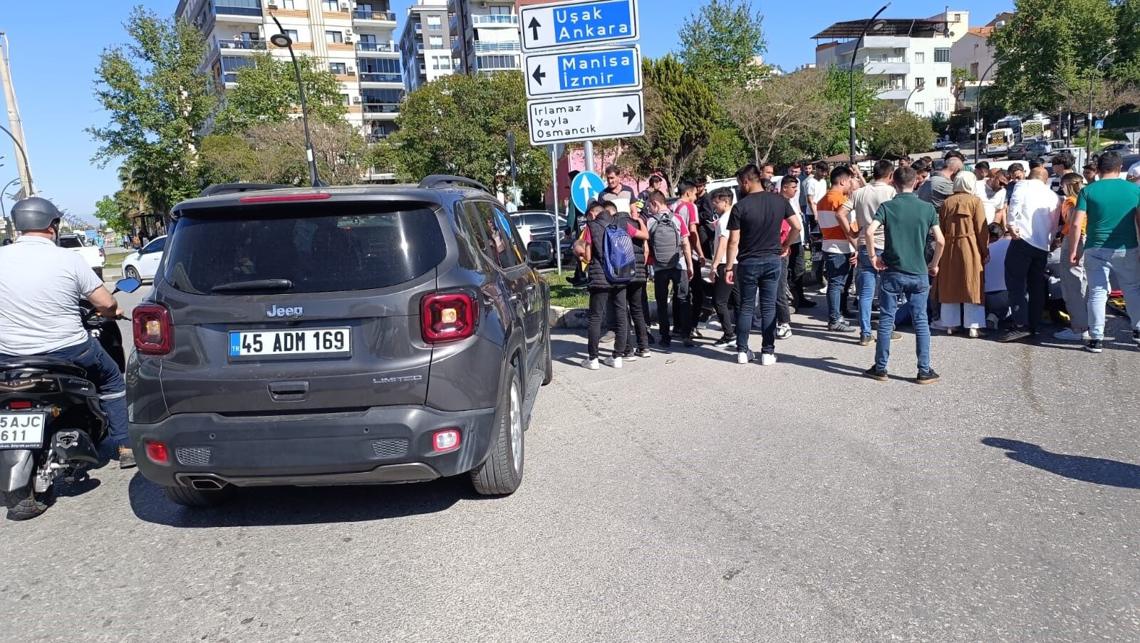 Manisa'da korkutan kaza! 1 kişi ağır yaralı