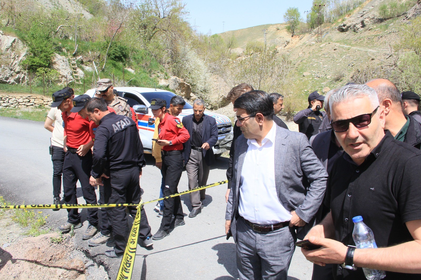 Dengesini Kaybeden Yaşlı Adam Köprüden Dereye Düştü! (2)