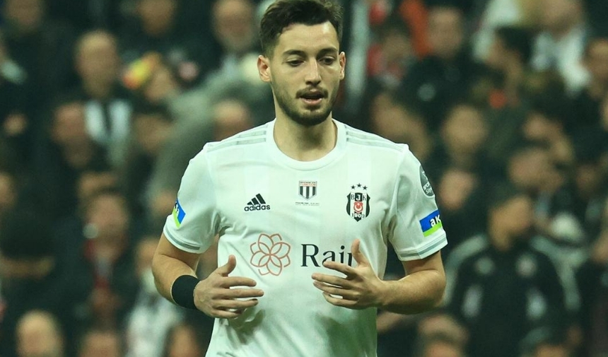 Beşiktaş Genç Stoperi Tayyip Ile Sözleşme Uzatıyor! (3)