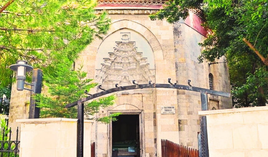 Manisa Türbeleri 22 Sultan Türbesi