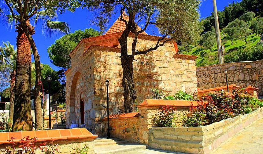 Manisa Türbeleri Revak Sultan Türbesi