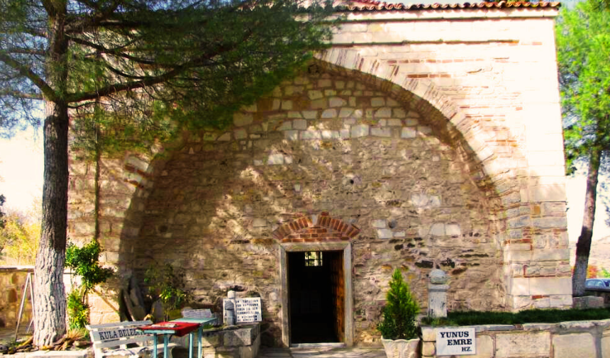 Manisa Türbeleri Tapduk Emre Türbesi