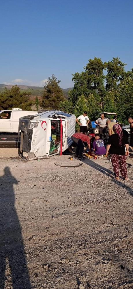 Denizli'de trafik kazasında sürücü hayatını kaybetti
