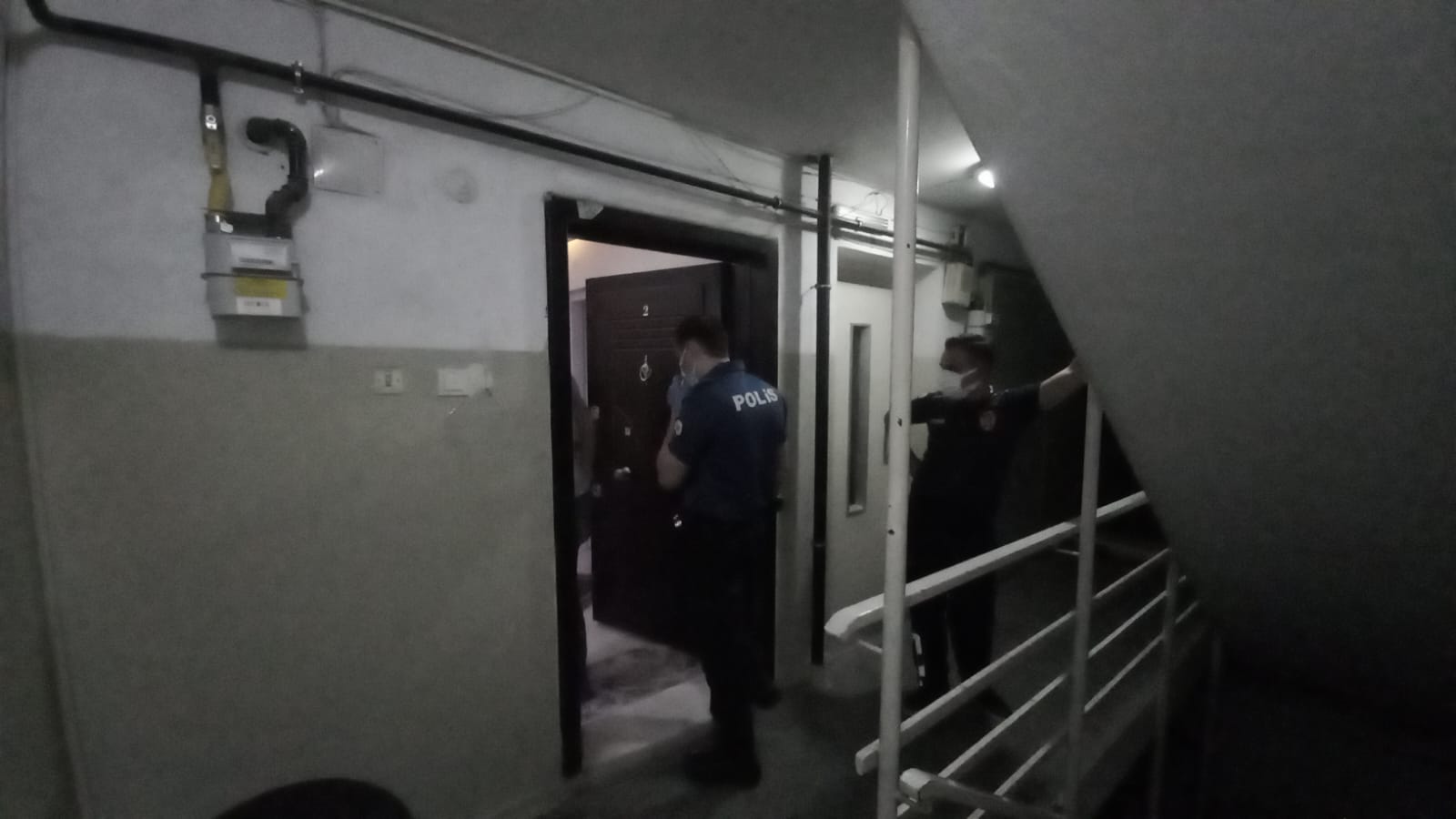 Manisa'da evden gelen kokular, ekipleri harekete geçirdi!
