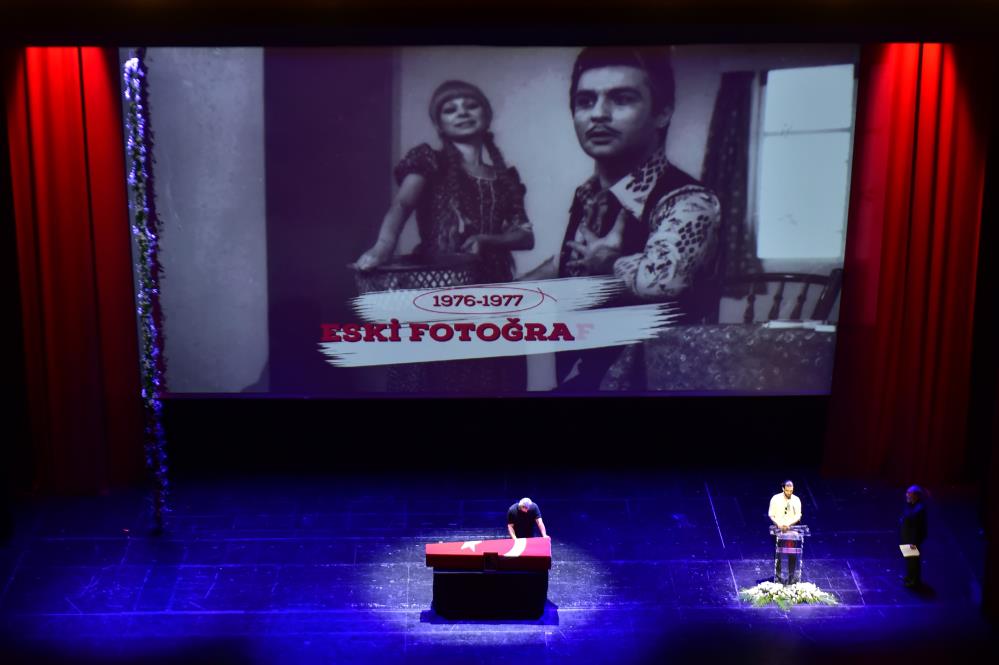 Kenan Işık'a  veda töreninde gözyaşları sel oldu