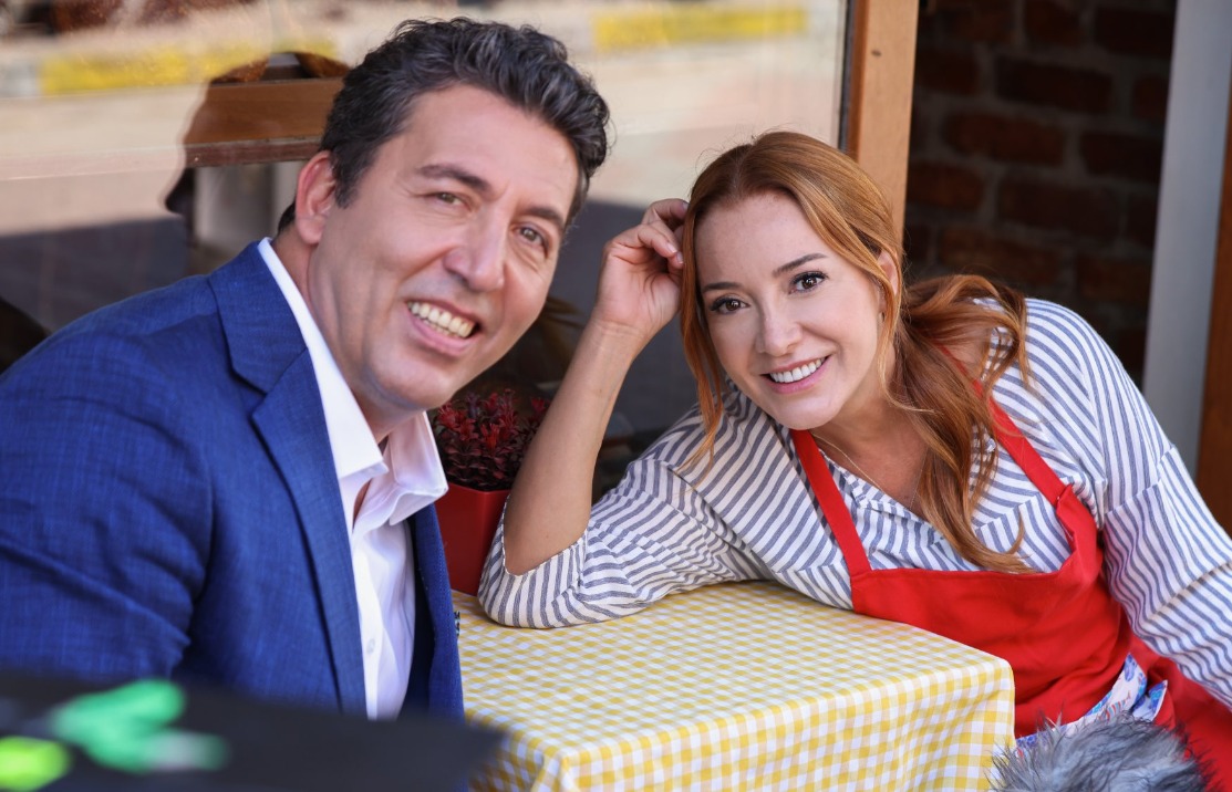 Dolunay Soysert Kimdir 111