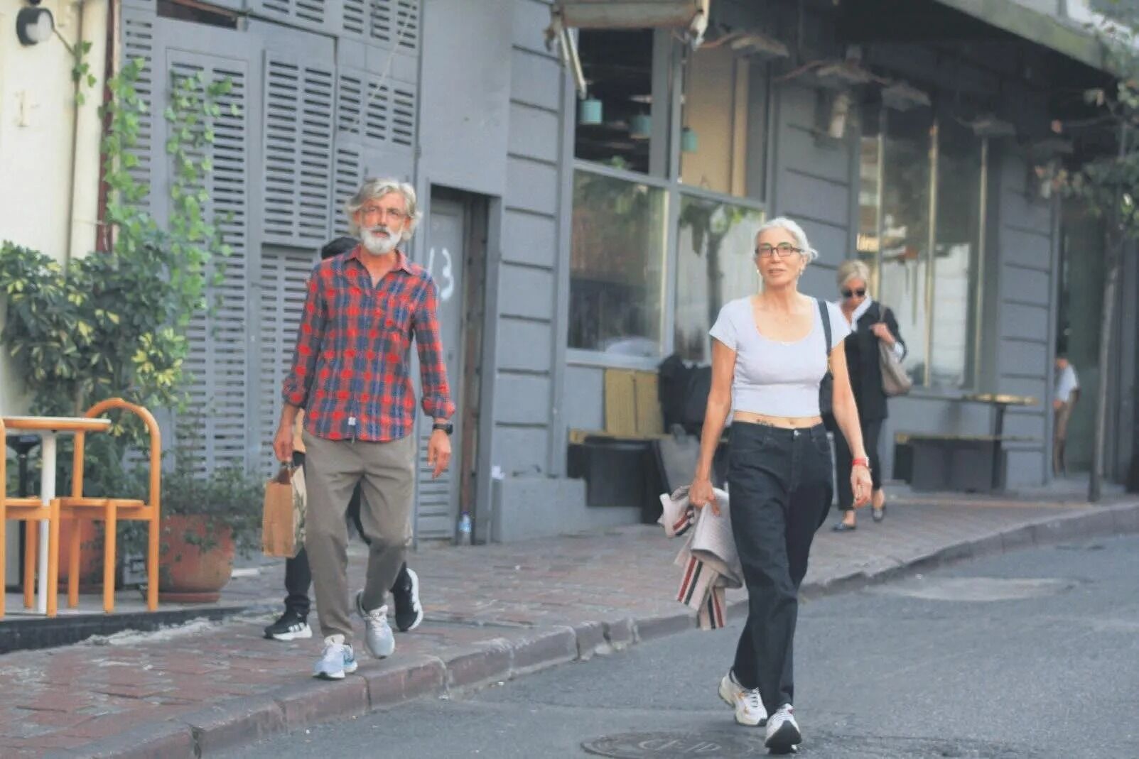 Umrsan Seyhan Kimdir 3