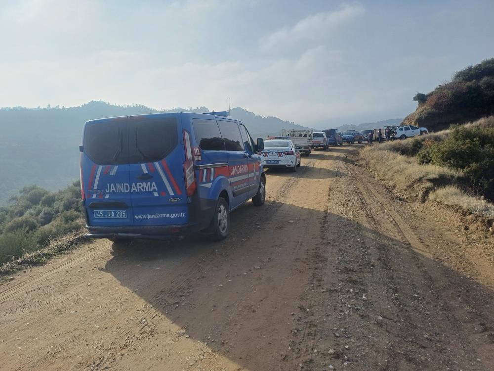 Salihli'de kayıp adamın cansız bedeni uçurumda bulundu