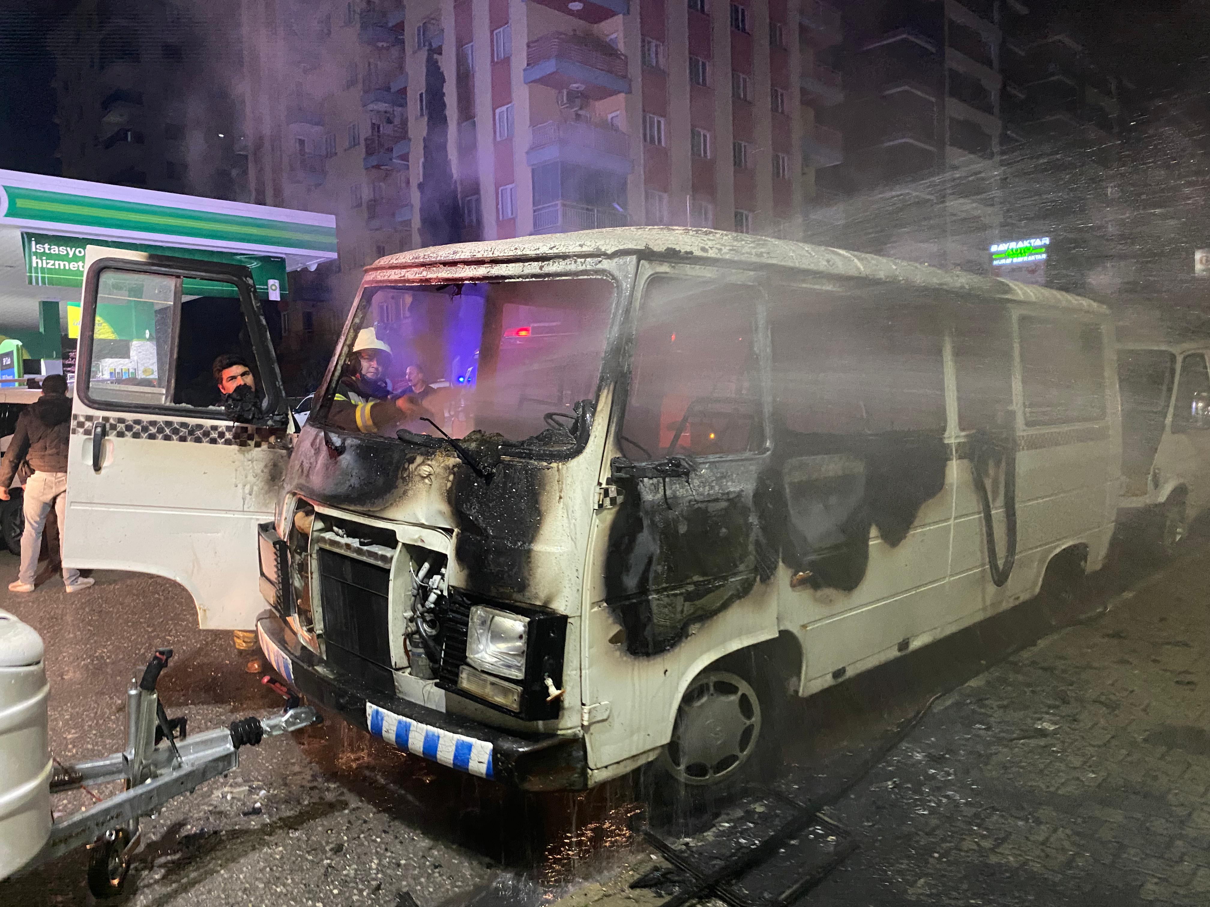 54B587Cb E683 408B Bb58 3044401B33A1