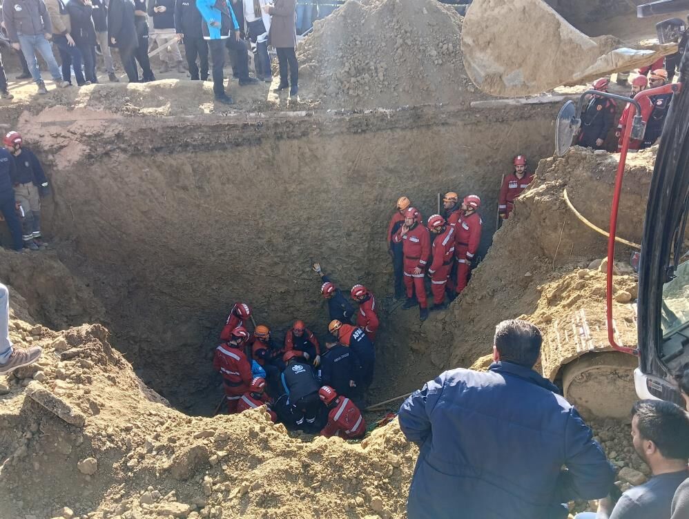 Ankara'da iki işçinin cansız bedenine ulaşıldı