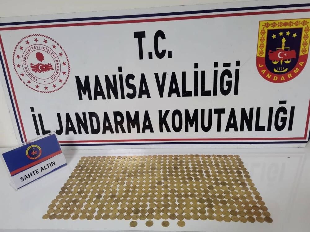 Salihli'de jandarma zehir tacirlerine göz açtırmıyor