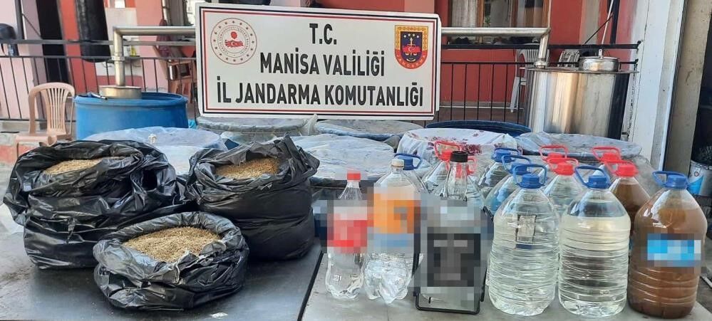 Salihli'de jandarma zehir tacirlerine göz açtırmıyor