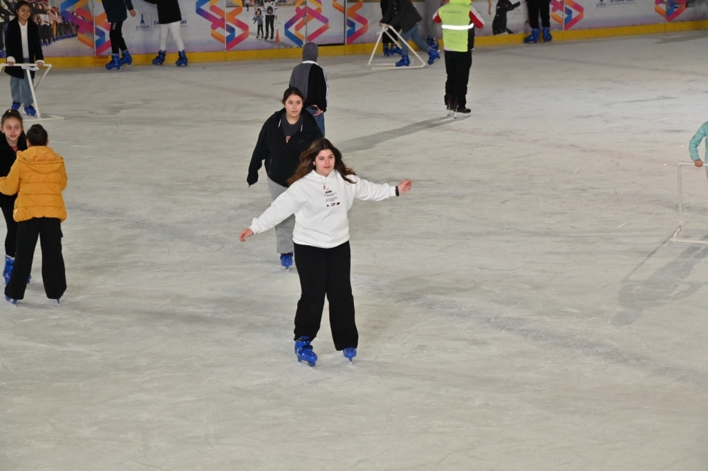 Manisa Büykşehir Belediyesi, Çocuklara Unutulmaz Bir Gün Yaşattı! (5)