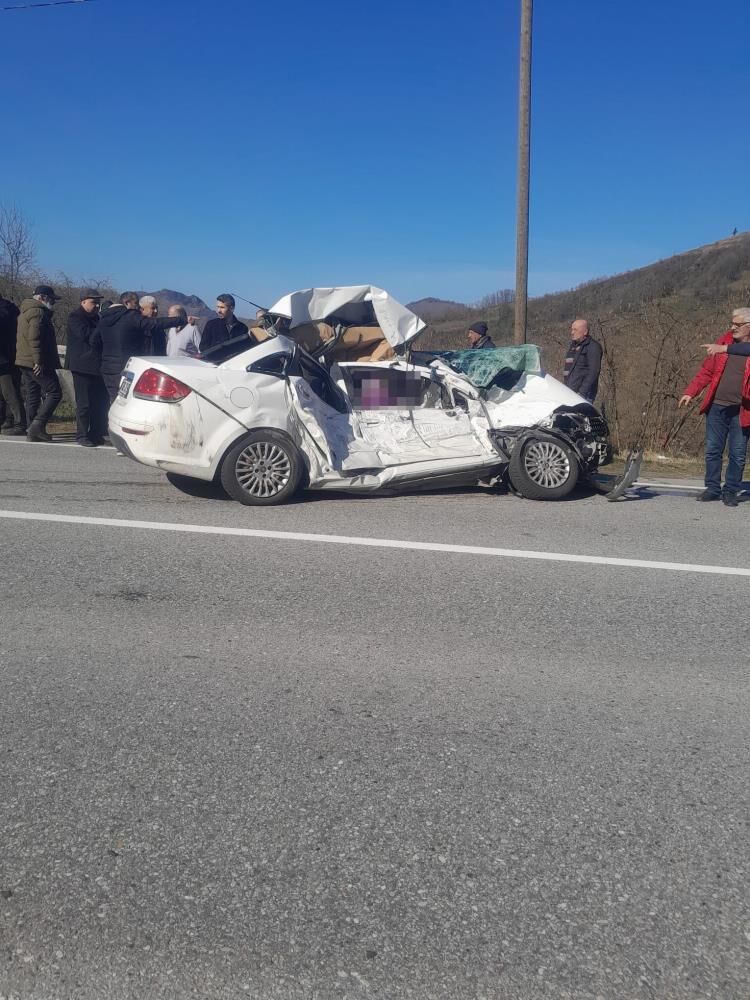 Giresun'da meydana gelen trafik kazasında ölü ve yaralılar var-1