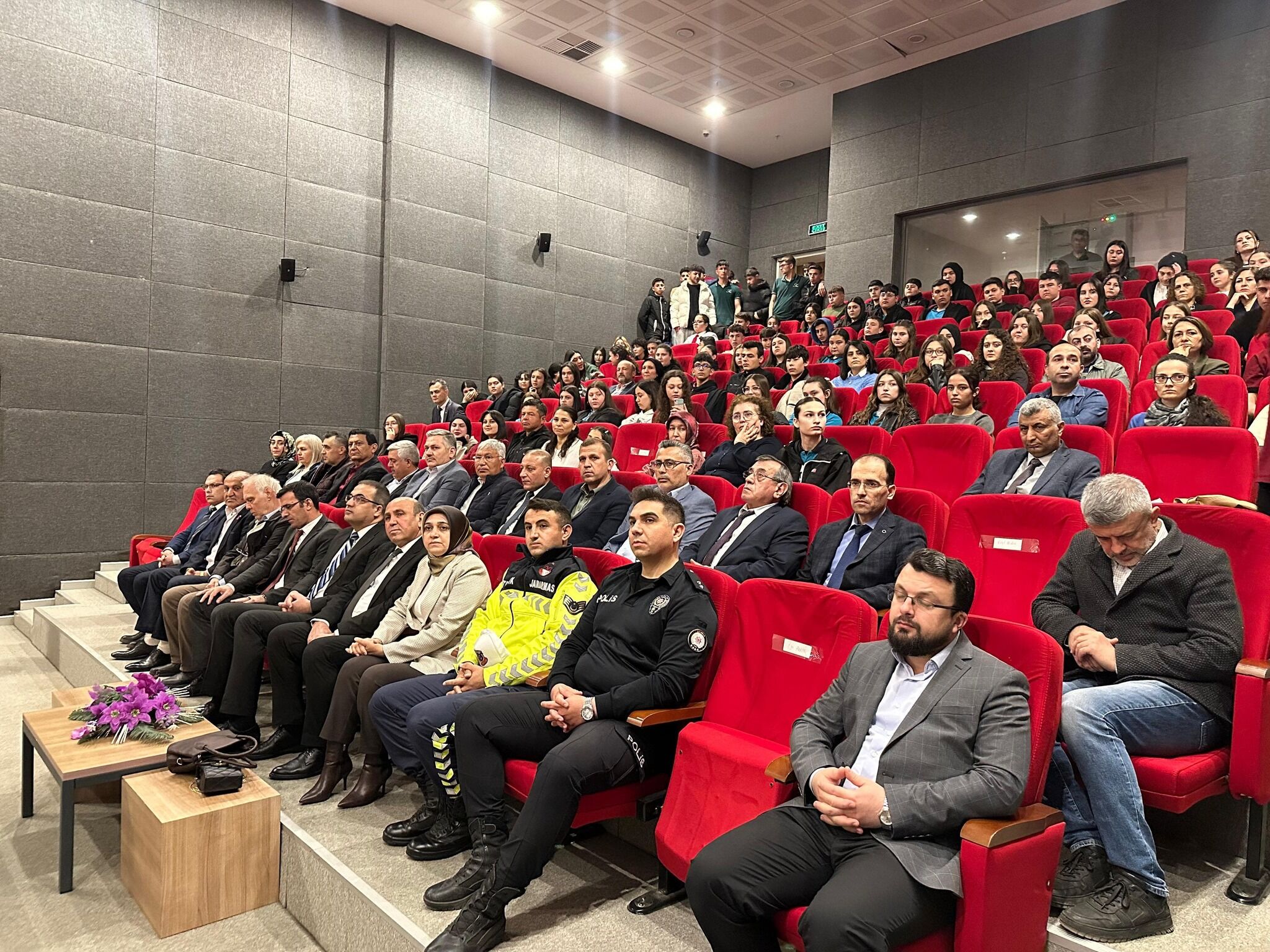 481103717 1092904866186323 2036672156533888607 N