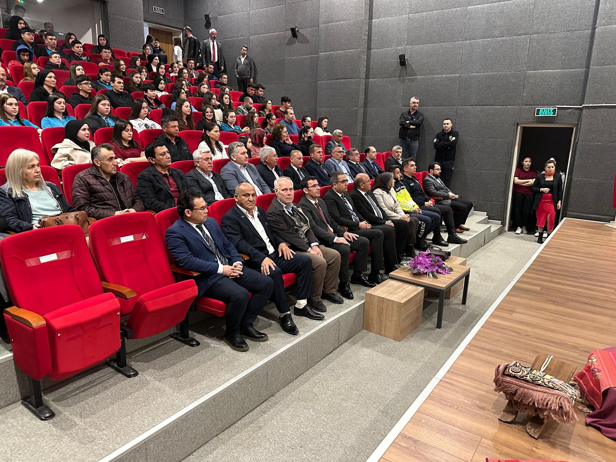 483105899 1092904782852998 3766918708025689839 N