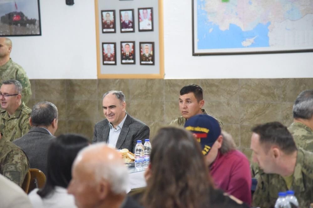 Vali Özkan, Şehit Aileleri ve Gaziler ile iftar programında bir araya geldi!