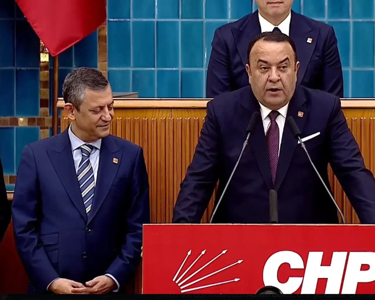 Adnan Beker Chpye Katildi Rozetini Ozgur Ozel Takti 3205922 202503041354 2