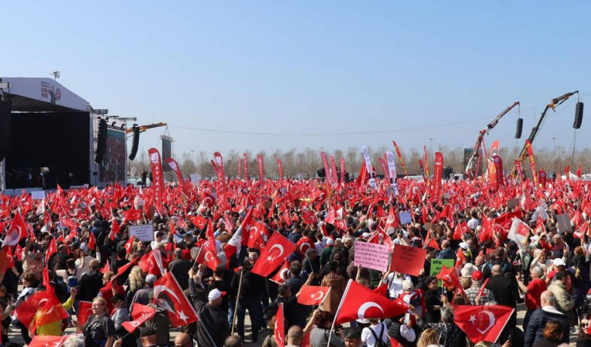 Maltepe Mitinginde Ekrem İmamoğlu'nun Mektubu Okundu! (2)