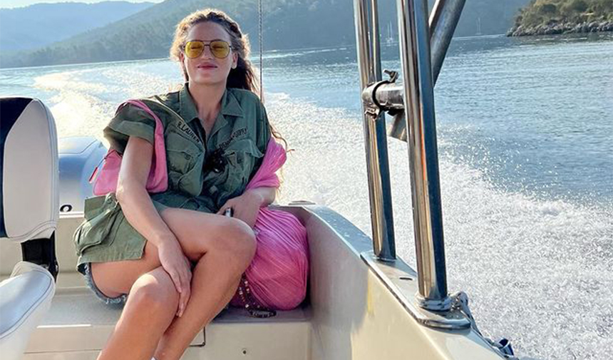 Serenay Sarıkaya Kimdir Boyu Kilosu Ayak Numarası Bedeni Kaç serenay sarıkaya kimdir