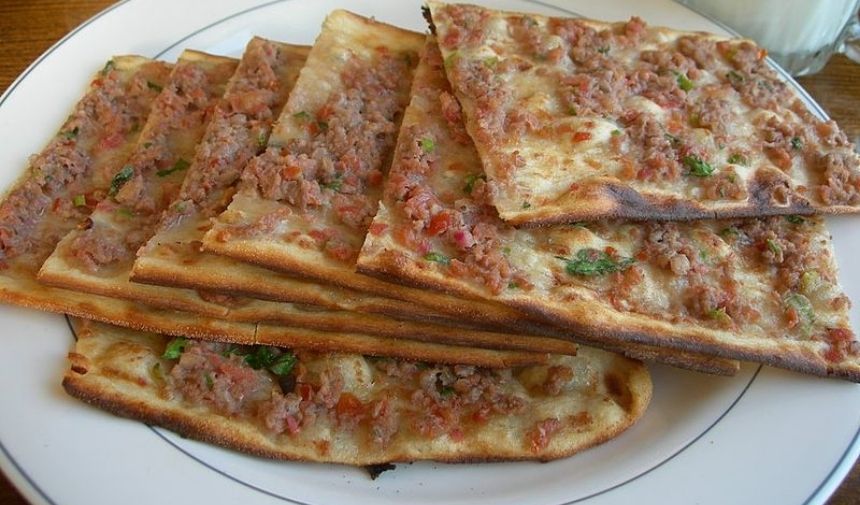 Etli Ekmek 1
