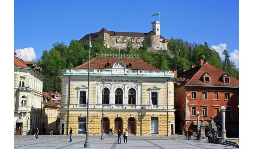 Old Square (Stari trg)