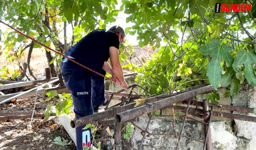 Kuyuya düşen kedinin imdadına itfaiye koştu1