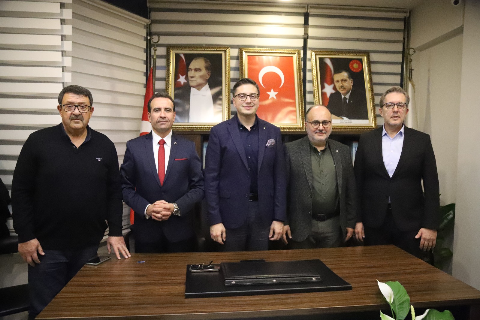 akhisar aday adayı (2)