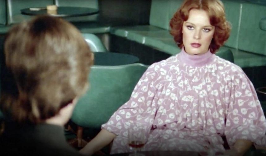 Hülya Koçyiğit'in oynadığı Sensiz Yaşayamam filminin konusu ne Oyuncuları kim (1)