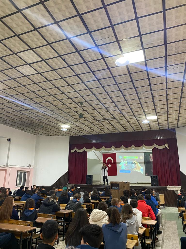 MABEM’den Öğrencilere ‘Verimli Ders Çalışma ve Zaman Yönetimi’ Semineri (12)