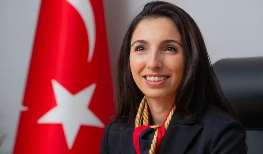 Hafize Gaye Erkan Serveti Ne Kadar Hafize Gaye Erkan Ailesi Kim Nereli (1)-1