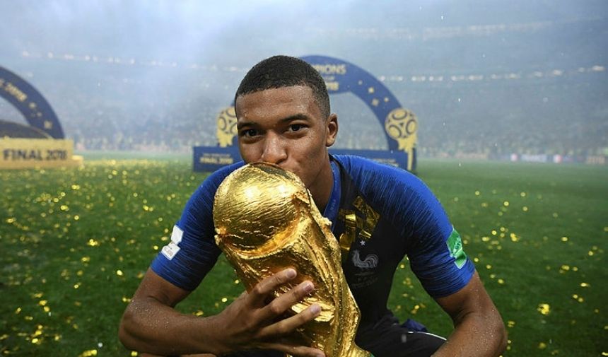 Kylian Mbappe Kimdir (9)