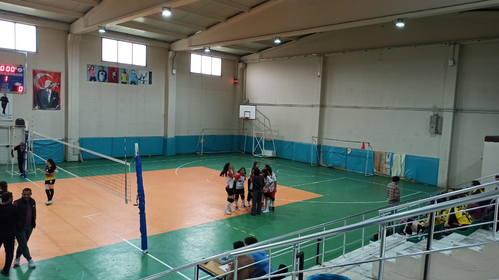 sarıgöl voleybol-3